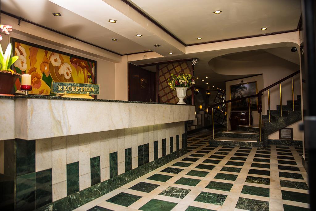 Hotel Pegasus Crown Shillong Ngoại thất bức ảnh