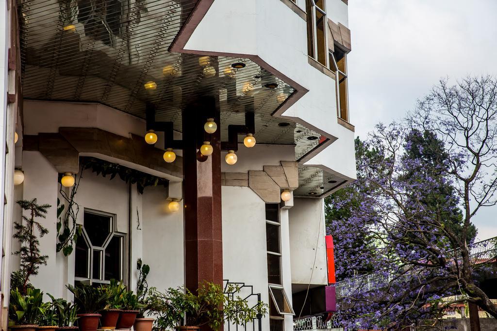 Hotel Pegasus Crown Shillong Ngoại thất bức ảnh